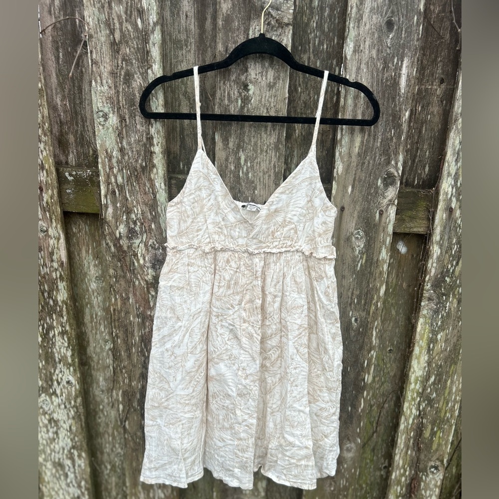 NWOT American Eagle Outfitters Cream Patterned Dress